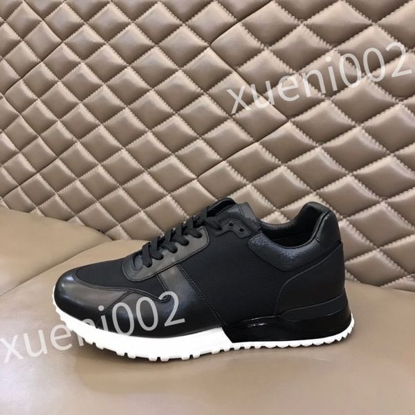 

new r shoes leather sneakers trainers triple white black men women youth fashion sports shoes classic shoes old dad shoes rd0907
