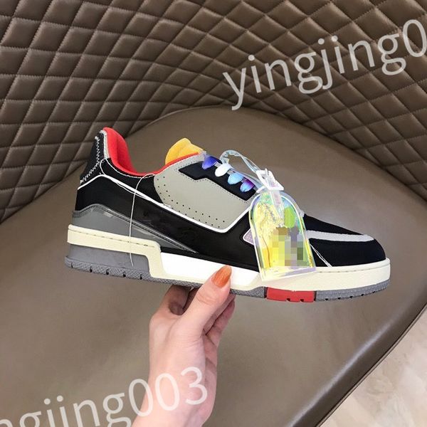 

2023 new luxurys designer men women casual shoes sneakers platform black white grey blue light mens trainers sports fashion tennis shoes siz