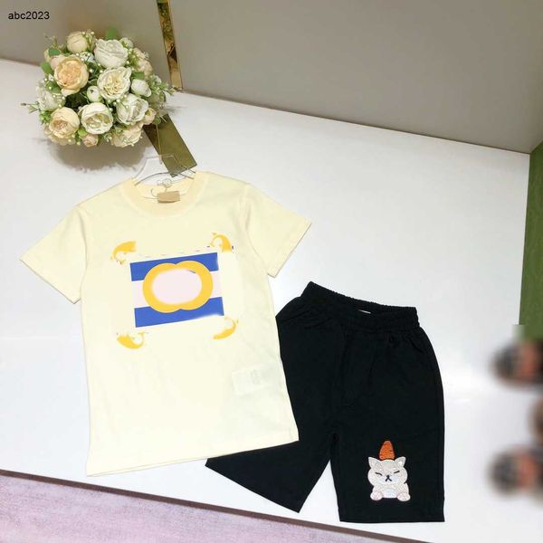 

new tracksuits designer baby clothes kids suits size 100-160 cm 2pcs letter printed t-shirt and animal printed shorts june15, White