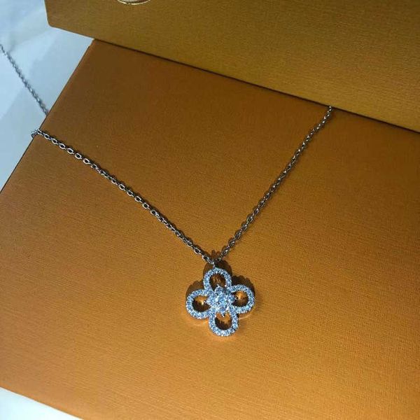 

fashion l designer lvjia clover necklace guangzhou micro inlaid seiko full diamond high carbon hollow square flower clavicle chain, Silver