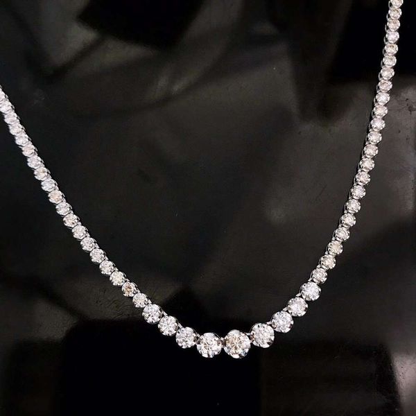 

6carats natural diamonds necklace 16inch choker in gold, Silver