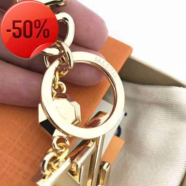 

keychains lanyards quality high fashion woman mans high qualtiy alloy fashionable handmade keychain alloy stylish key buckle with boxes, Silver