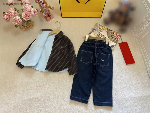 

designer tracksuit autumn double-sided dressing baby suit size 100-160 cm 2pcs double sided lapel jacket and denim pants july08, White