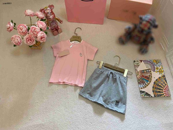 

luxury baby clothes tracksuits girls dresses sets size 100-150 cm 2pcs diamond studded logo brooch knit t-shirt and sports skirt july10, White