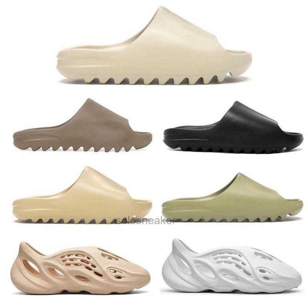 

35-47 yeeziness yezziness runner fashion men women sandals slippers resin desert foam sand triple foam white black size flip flops mens runn
