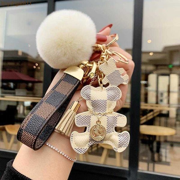 

52od key rings fashion key chain female creative bear leather personalized car key chain male and female couple bag pendant, Slivery;golden