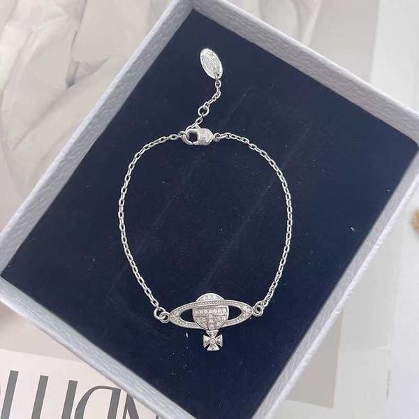 

vivian bracelet western empress dowager classic full diamond saturn nana bracelet shining ufo advanced, Black
