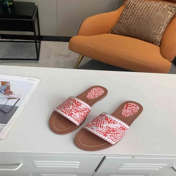 

designer 2023 sandals luxury designer women's vintage leather open toe slippers fashion versatile comfortable beach shoes, Black