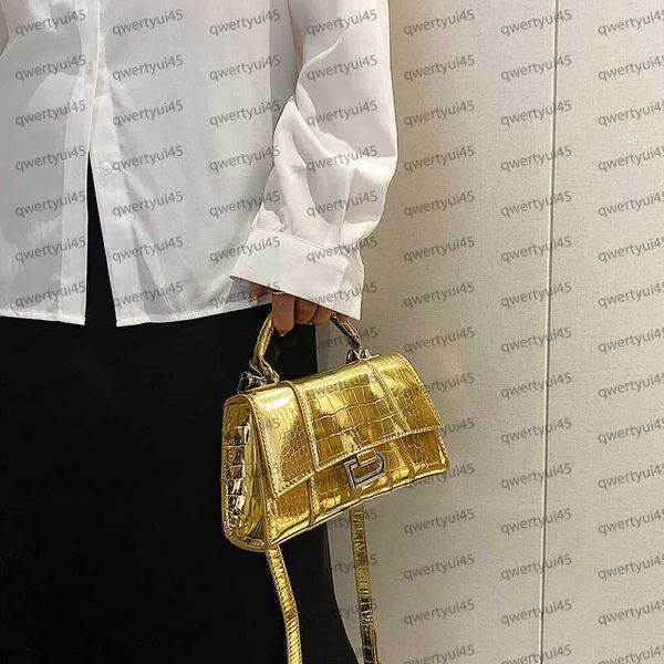 

women's bag 2023 new letter-printed hourglass bag trend trend laser single room diagonal personality spice girl handbagqwertyui45