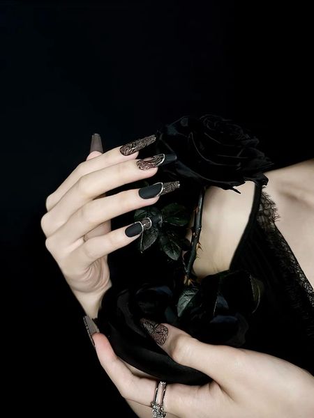 

new handmade customized wearing armor with black silk advanced nail enhancement products, Red;gold