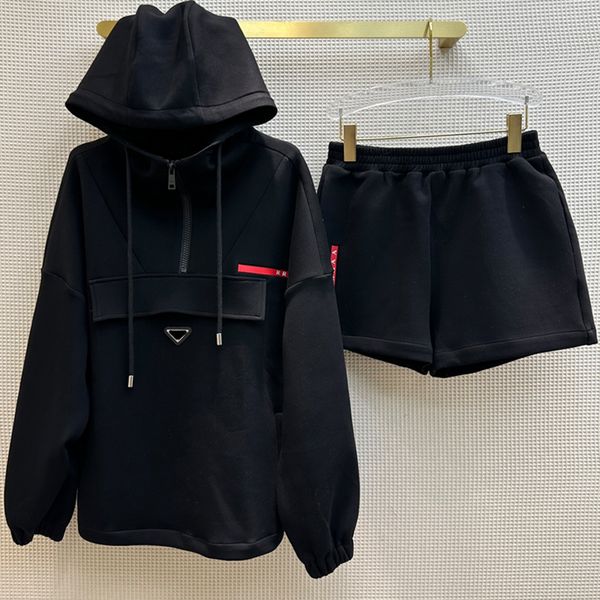 

8.16 fashion comfortable letter label triangle hooded drawstring hoodie + elastic waist shorts women's 2 piece sets, White