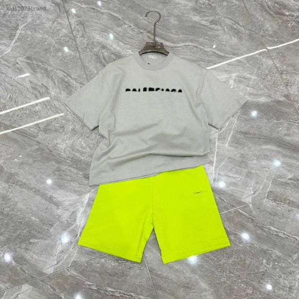 

designer baby sets kids tracksuits child suits size 100-150 cm 2pcs woven leather pocket t-shirt and tie up green shorts july13, White