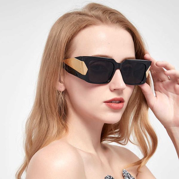 

fashion designer cool sunglasses 2023 new big frame sunglasses women's show punk han chao, White;black
