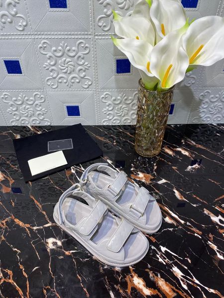 

lady sandal padlock naked sandal luxury brands gold heel shiny nappa leather pointy wedding party dress pump 0817, Black