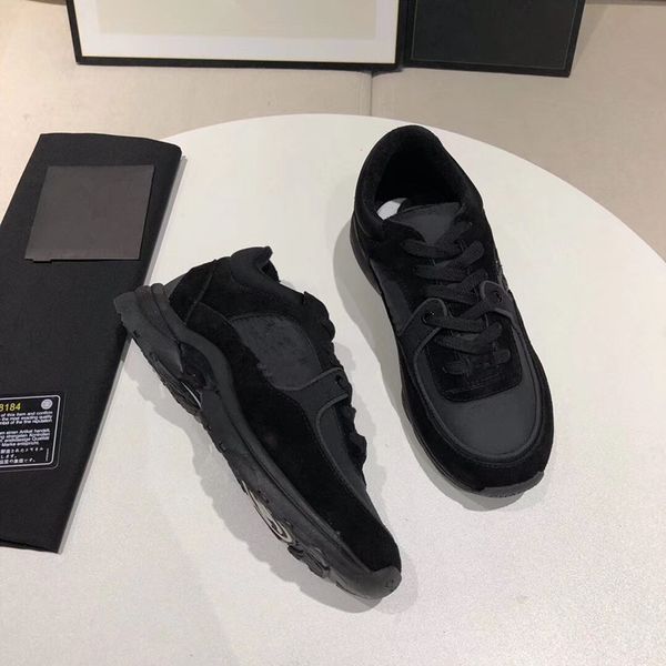 

designer sneakers calfskin casual shoes reflective shoes vintage suede leather trainers all-match 0816, Black
