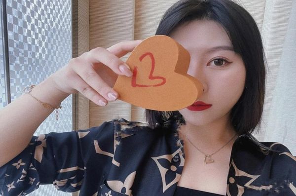 

2021 fashion necklace luxury heart shape pendant necklaces love bracelet for man women designer jewelry bracelets with box6729009, Silver