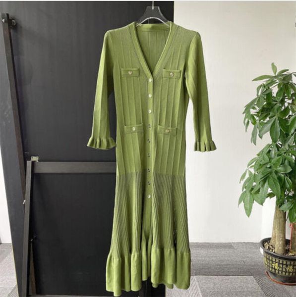 

sandro simple slim green ruffled v-neck long needle woven skirt, Black;gray