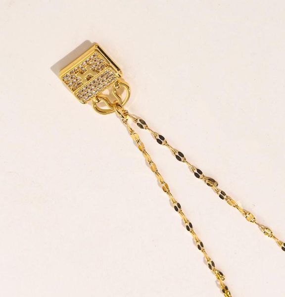 

luxury fashion women designer necklace choker chain crystal 18k gold plated stainless steel letter pendants necklaces statement we8099590, Silver