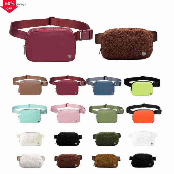 

waist bags womens bum lulu everywhere fleece chest crossbody bag luxury designer yoga belt bag pochette bumbag pack nylon mens brandhandbag