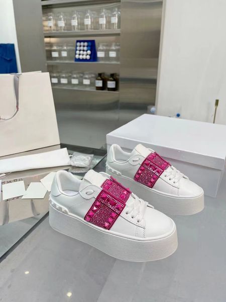 

2023 designer trainer sneakers casual shoes black white men women platform fashion low shoe red green leather rubber walking outdoor eur 35-