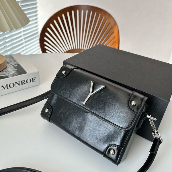 

designer's high-quality leather chain wallet leather corner women's shoulder bag personalized handbag crossbody luxury handbag wom