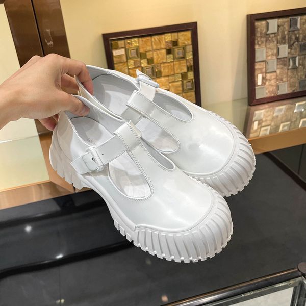 

designer trainer sneaker virgil casual shoes calfskin leather black white green red blue leather overlays 0709