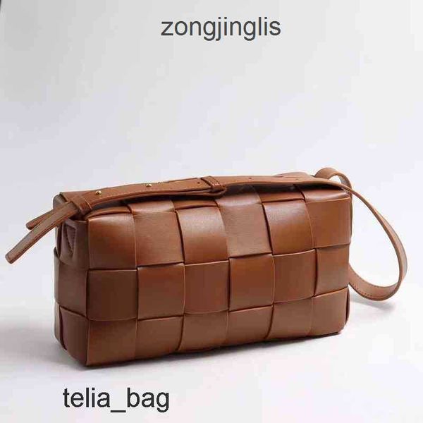 

handbag woven classic hand ladies bag bottegaas bags 2023 designer venetaas winter leather underarm large capacity one shoup 98rf