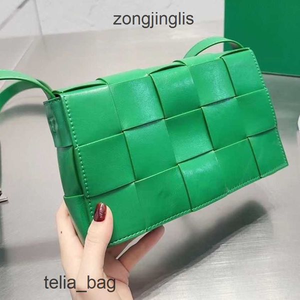 

women's bag bottegaas cassettes 2023 bags venetaas designer fashion early spring texture tofu woven pillow rlkd