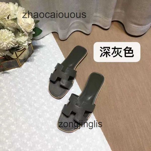 

sandal slippers women's her slipper shoes women designer summer bear oran 2023 baida color matching leather flat sandals for tourism li