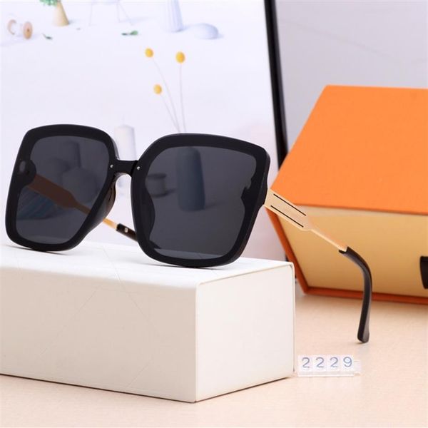 

popular sunglasses luxurious women a 2229 square summer style full frame uv protection mixed color come with box251s, White;black