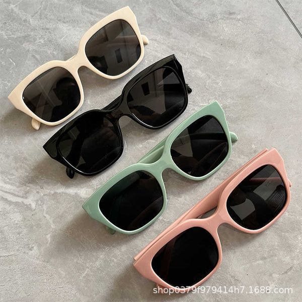 

triumphal arch rose powder sunscreen ins net red sunglasses square glasses, White;black