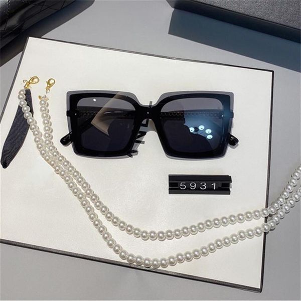 

summer famous sunglasses oversized flat ladies sun glasses chain women square frames fashion designer with packag327c, White;black