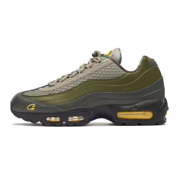 

trainers 95 mens sports casual shoes 95s classic og triple sketch aegean storm solar red black white blue neon maxes cork greedy dark smoke