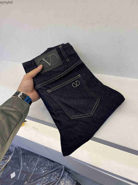

summer 2023 new designer jeans comfortable stretch material dark blue pencil pants luxury brand mens