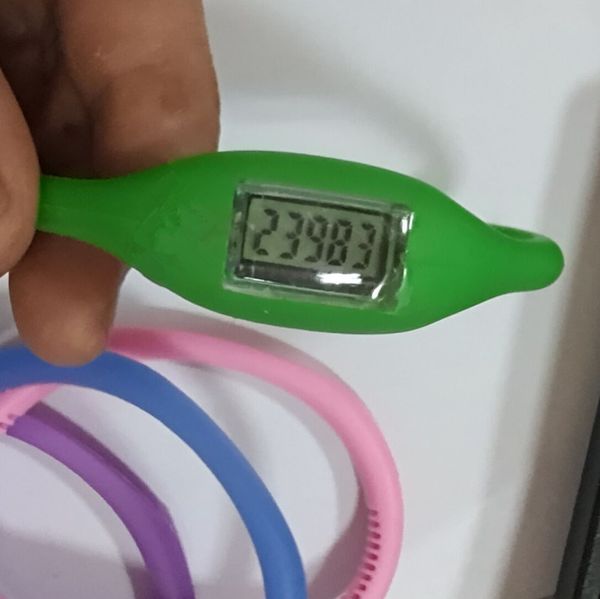 

kids gift mini anion pedometer silicone fitness tracker wristband candy color rubber bracelet pedometer portable for outdoor sport xmas