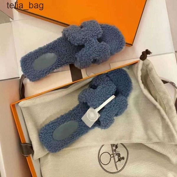 

winter sandal designer hermzs autumn furry bear and oran dsigner slipper slippers shoes 2023 daily wear of teddy wool women's flat bott