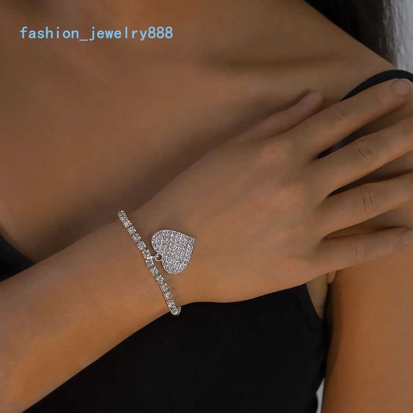 

new minimalist love water diamond bracelet for women with full diamond personality heart shaped pendant with diamond accessories, Silver