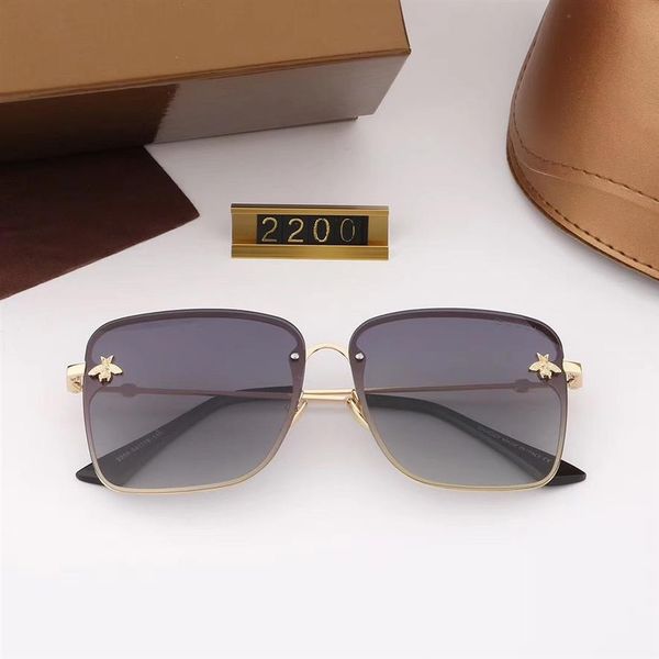 

2022 new polarized sunglasses men and women with the same style fashion couple color changing sunglasses308p, White;black