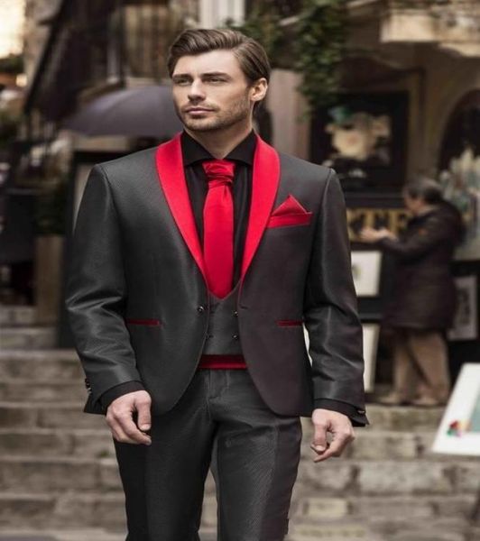 

charcoal grey men wedding tuxedos red shawl lapel bridegroom groomsmen 3 piece suit men business party prom blazerjacketpants t9916969, Black;gray