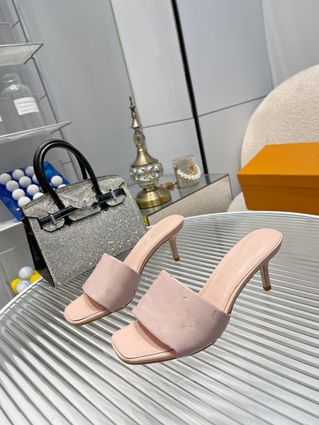 

designer sandal for women sandals calfskin leather black white beach flat lady flip flops famous 0709