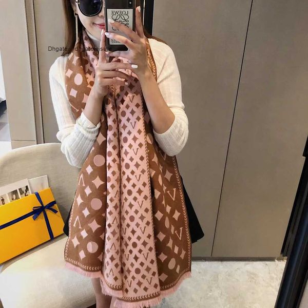 

luxury cashmere scarf high-end women's autumn and winter thickened warm outdoor shawl bib fashion classic, Blue;gray