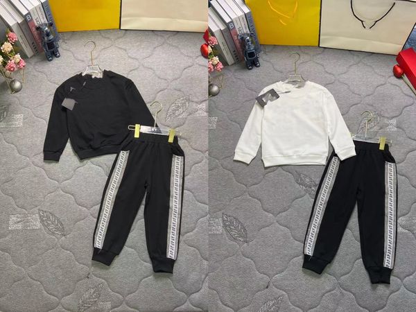 

baby boy clothe set designer kid autumn girl purple sport clothing sets little girls jacket and pants 2023 fashion boys outfits, White