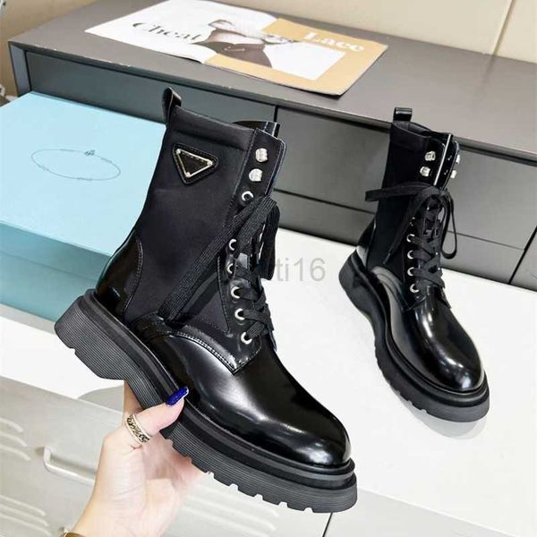 

boots fashion designer plaque with ankle boots motor vehicle women's black leather strike flat autumn and winter quality and leisure wo