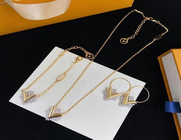 

high classic jewelry earrings pendant charm bracelets gold love v necklace women bracelet luxury brand designer crystal titanium s6967093, Golden;silver