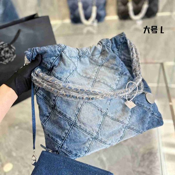 

denim bag embroidered chain bag korean high-end size large 36.36cm. small size 31.30cm 23bags