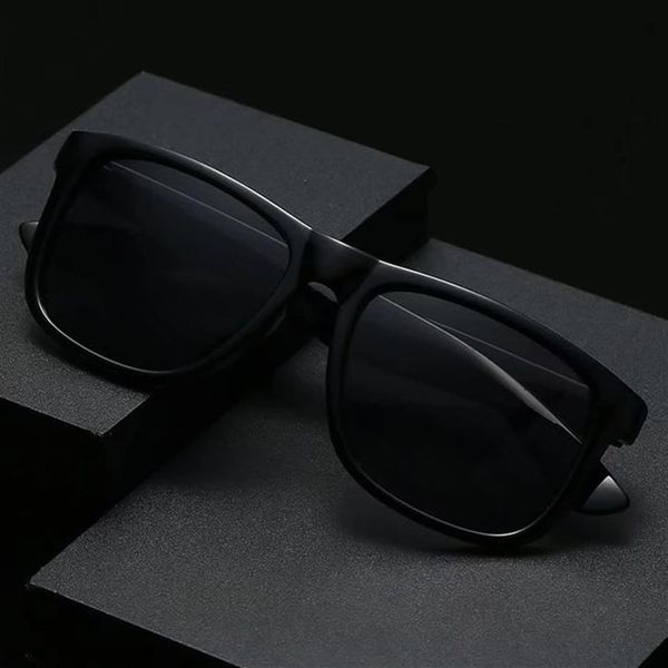 

fashion woman men sunglass retro design gardient driving shades uv protection matte black frame sunglasses for with cases b335z, White;black