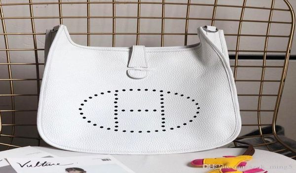 

handbag bag luxury shoulder bag metal hardware luxury fashion large capacity leather and canvas production fashion printing evelyn9979946