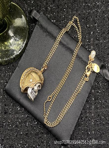 

new designed pendants spider skull with diamonds hollow dragonfly women necklace ear stud punk style ladies earring no54881159, Silver