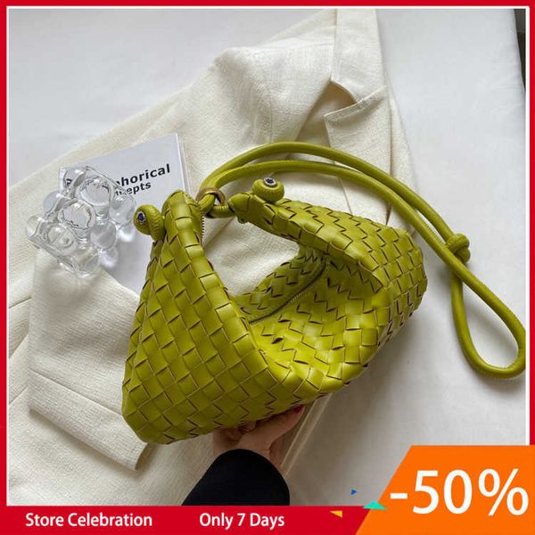

explosive woven bag women's new niche design woven crossbody bag high sense one shoulder handbag