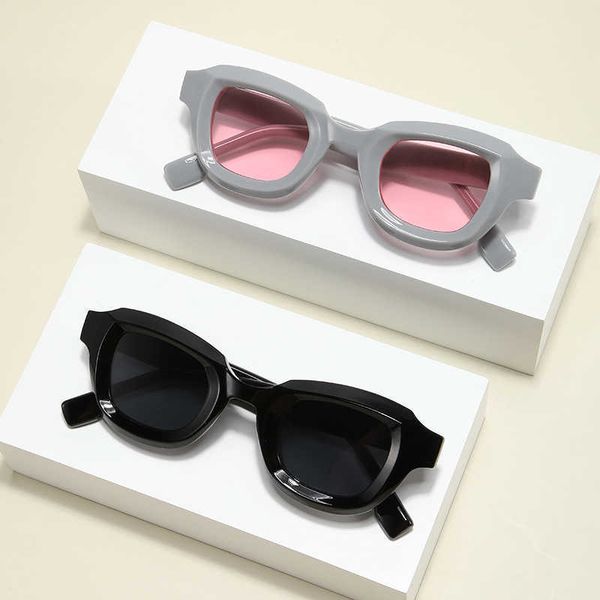 

glazzy2023 new fashion personalized frame sunglasses small face street p glasses trendy style, White;black